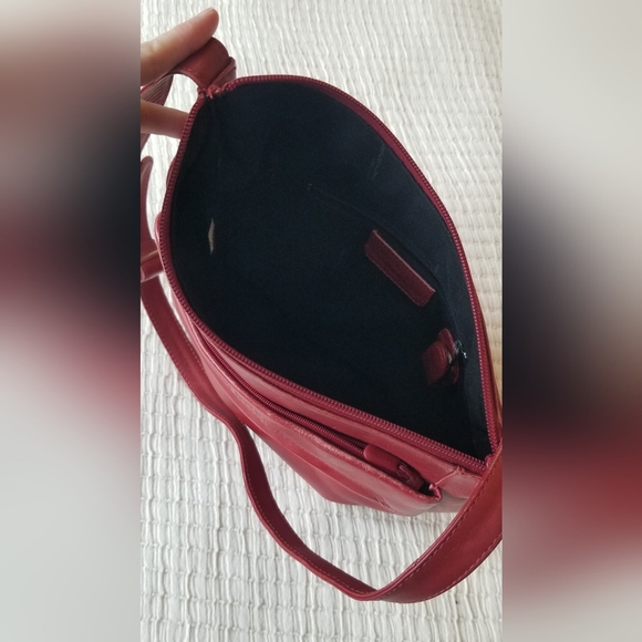 Derek Alexander Red Leather Shoulder Bag - Picture 3 of 6